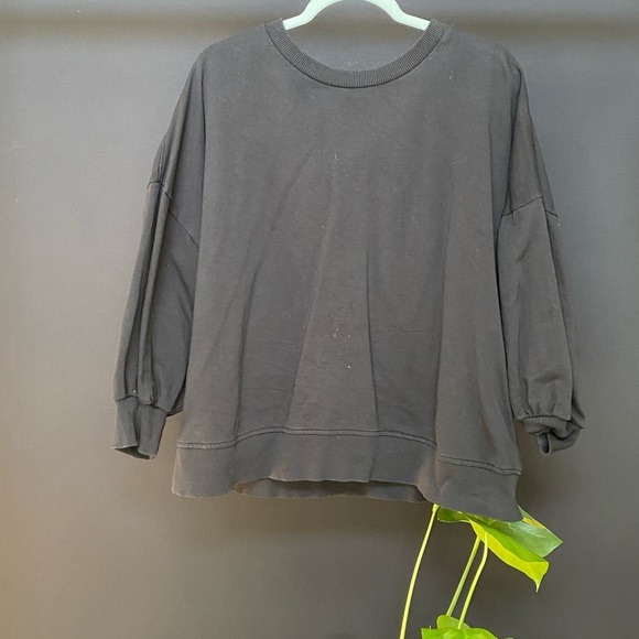 Boxy Wide Sleeve Sweatshirt - Picture 4 of 4